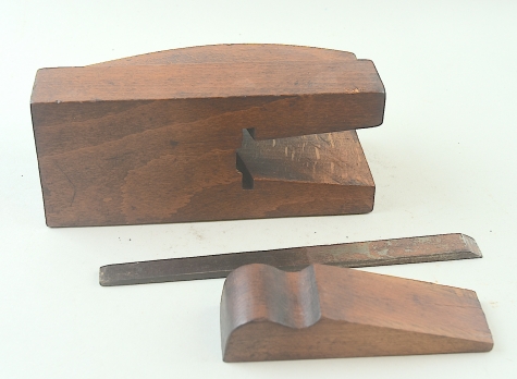 Chamfer plane with boxwood body