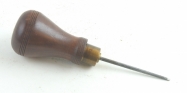 Awl with chisel point